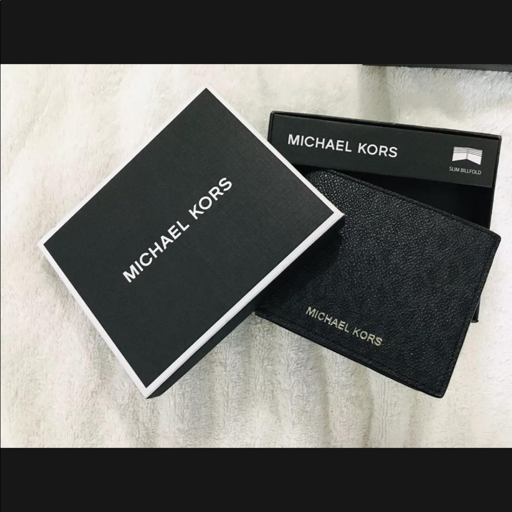 Michael Kors wallet